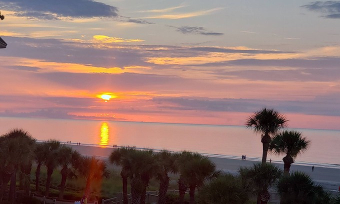 Palmetto Dunes Condo | Sunrise on the ocean - Best beach & pool view-Villamare