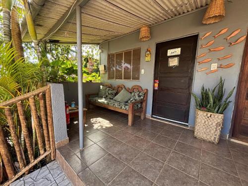 Vila dos Remedios Cabin | Sua Casa em Noronha - Conforto e Charme na Pousada da Iris