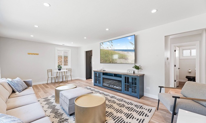 Des Plaines House | Suburban Fab Part Deux