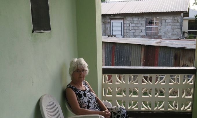 Kendal House | Sue' Apt. Ideal country setting for a relaxing vacation from all the hustle .