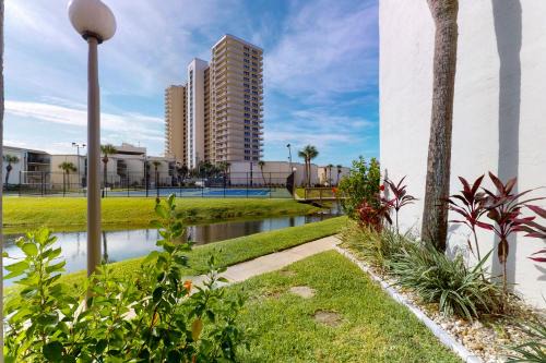 Panama City Beach Apartment | Sugar Beach E5