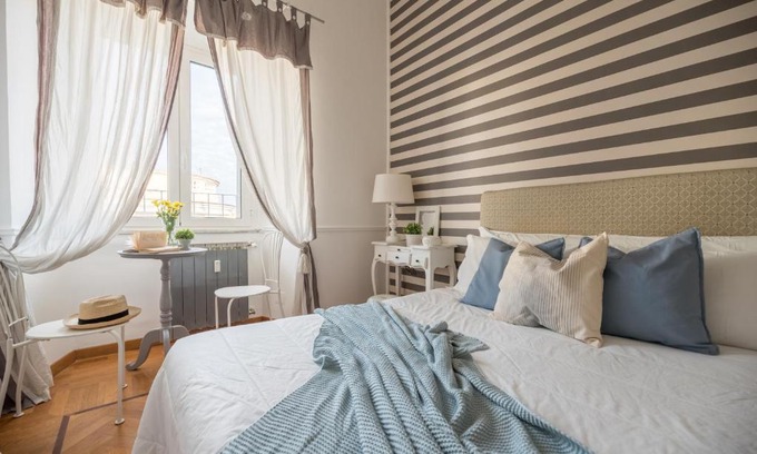 Vatican Bed & Breakfast | Suite 06