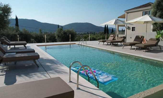 Nidri Apartment | Suite 6 - Elpida Luxury Suites