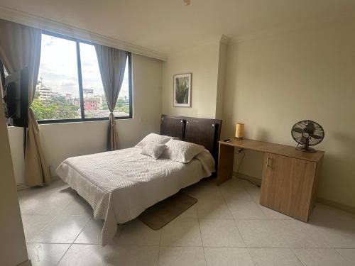 Cali House | Suite con terraza privada