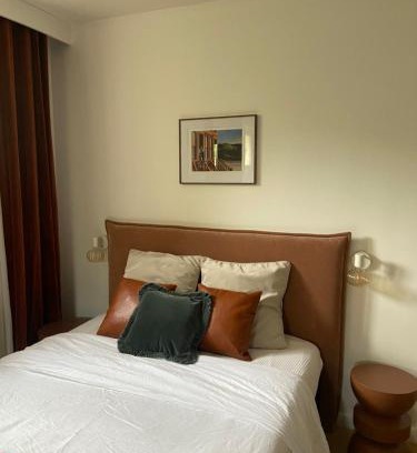 Craponne Bed & Breakfast | Suite Cosy Chambre avec espaces Salon et Salle de bain privés