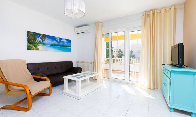 Nerja Apartment | Suite Nº 5 (1 double room and 1 single room)