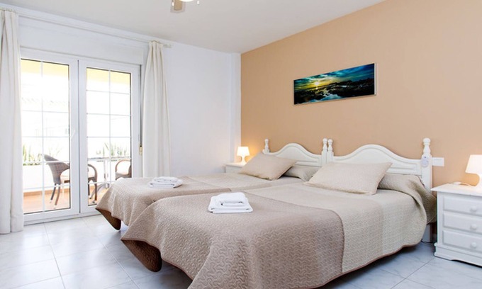 Nerja Apartment | Suite Nº 8 (1 double room)