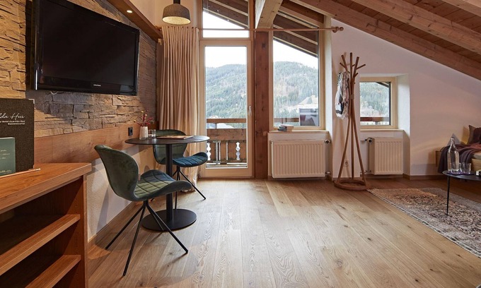 Riezlern Apartment | Suite "Oswalda Hus", 2 rooms with shower - Hotel Oswalda-Hus - Family Müller