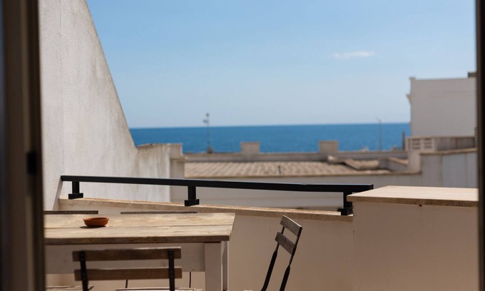 Santa Maria di Leuca Apartment | SUITE VISTAMARE within walking distance from the sea and downtown!