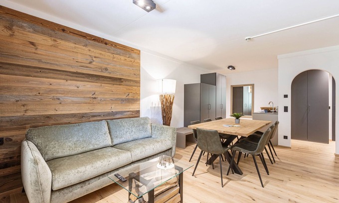 Vorderglemm Apartment | Suite with 3 bedrooms & wellness area