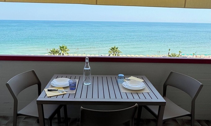 Alba Adriatica Apartment | Sulmare Studios - Molocali Sea View