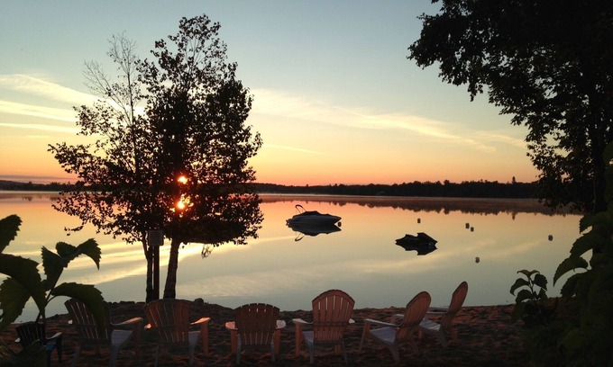 Petoskey Condo | Summer 2025 dates open Jan 1st