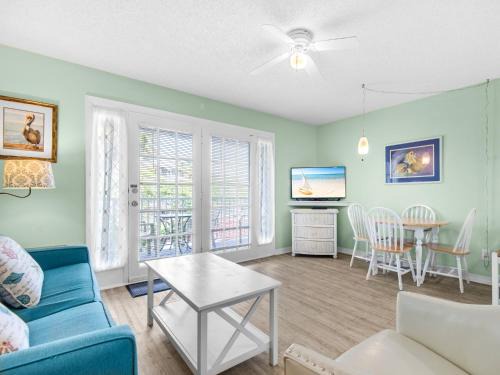 Miramar Beach Apartment | Summer Breeze Condominium 211 by Newman-Dailey