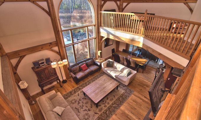 East Stroudsburg House | Summer dates available! Space for large group! Outside activities on site!