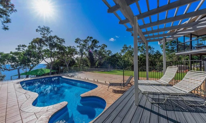 Hideaway Bay House | Summer Vibes