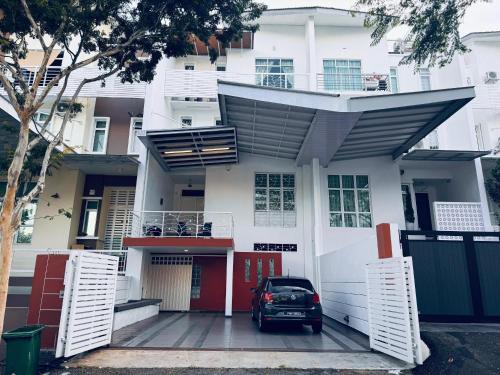 Tanjung Bungah Villa | Summer Villa Batu Ferringhi