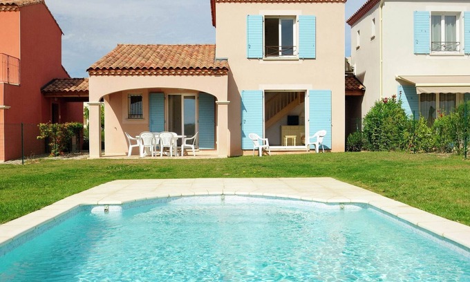 Homps House | Summer villa with terrace or loggia, located in Languedoc