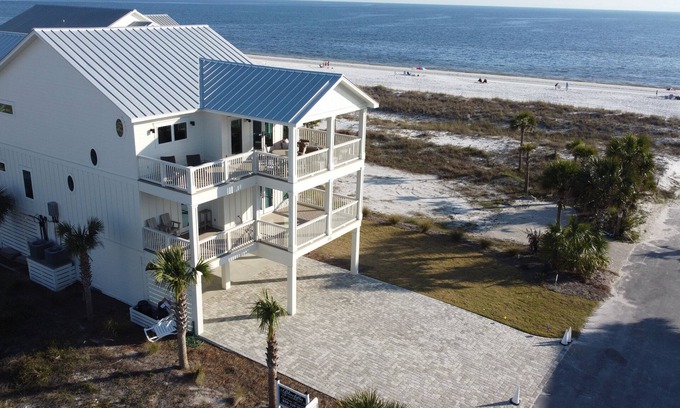 Port St. Joe House | Summer’s Almost Gone! Book Lovely Day Now–Private Pool & Steps to the Beach!