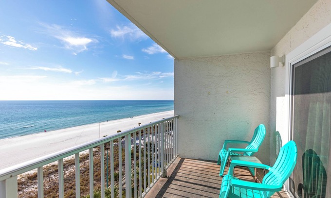 Panama City Beach Condo | Summit 1BR 1.5BA on the 8th floor!