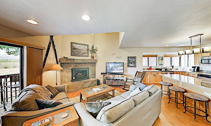 Frisco House | Summit County Lagoon Townhome with Unrestricted Mountain Views and Privacy