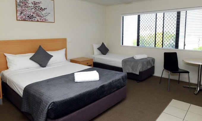 Townsville Hotel | Summit Motel