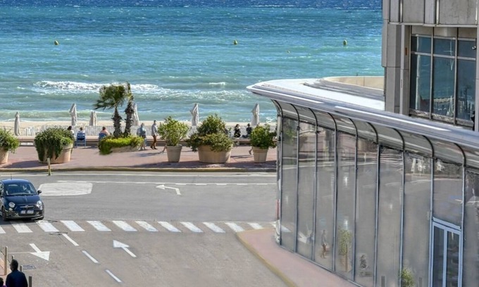 Cannes City Centre Apartment | Sumptuous 4-star accommodation*