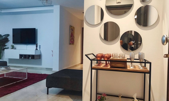 Cite Les Palmeraies Apartment | Sumptuous Dream Getaway