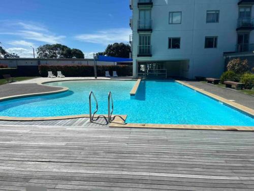 Ahuriri Apartment | Sun filled Ahururi apartment
