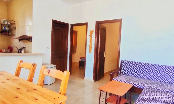 Dahab Apartment | Sun-filled apartment with a rooftop view of the beach and mountains