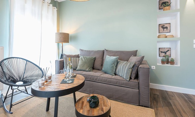 Kerameikos Apartment | "SunBow Olive"- One bedroom luxury Apartment in Dowtown Athens