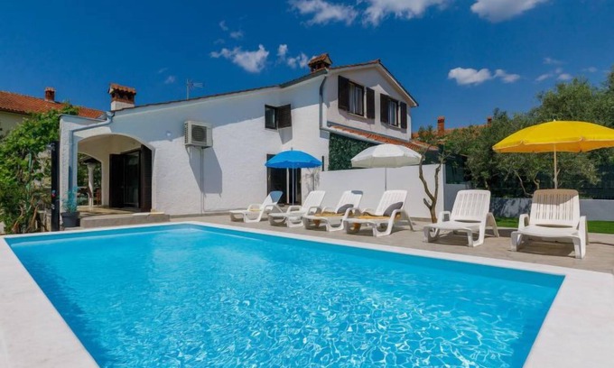 Gulici House | Suncana by Interhome