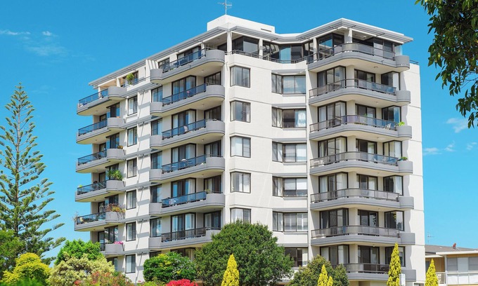 Port Macquarie Apartment | Sundial 202 - Two bedroom unit close to town with air-conditioner