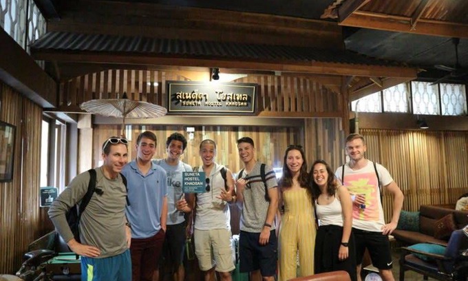 Talat Yot Hostel | Suneta Hostel Khaosan