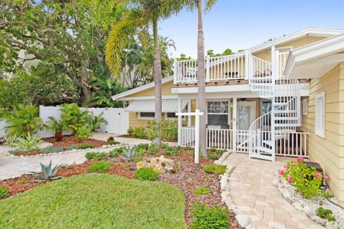Holmes Beach House | Sunfish 102