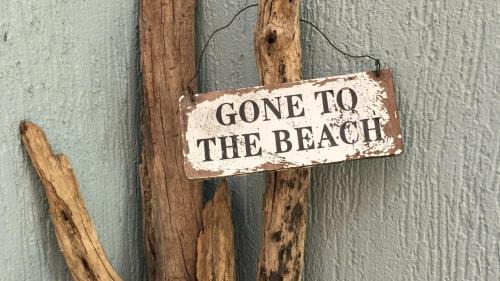 Killcare House | 'Sunidaze House Beachside' by HolidayCo