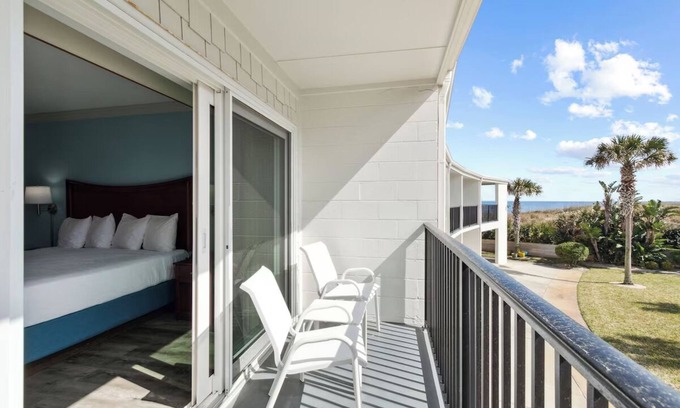 Atlantic Beach Hotel | Sunlit Ocean View Suite, Ideal for Relaxing Family Getaways with Outdoor Pool