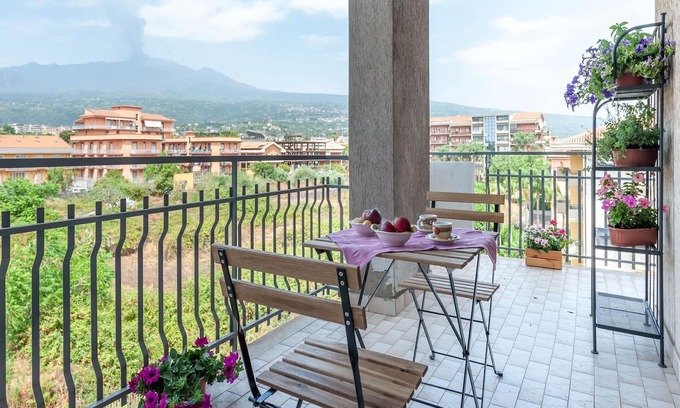 Archi Apartment | Sunny apartment in Giarre, close to sea with a splendid view