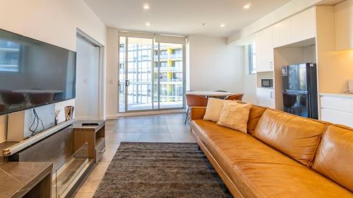 Mascot Apartment | Sunny Central Mascot Escape 2BR Balcony Parking