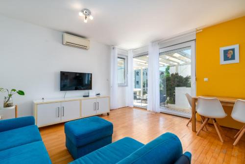Trogir Apartment | Sunny Terrace - Apartment Zulim, Trogir