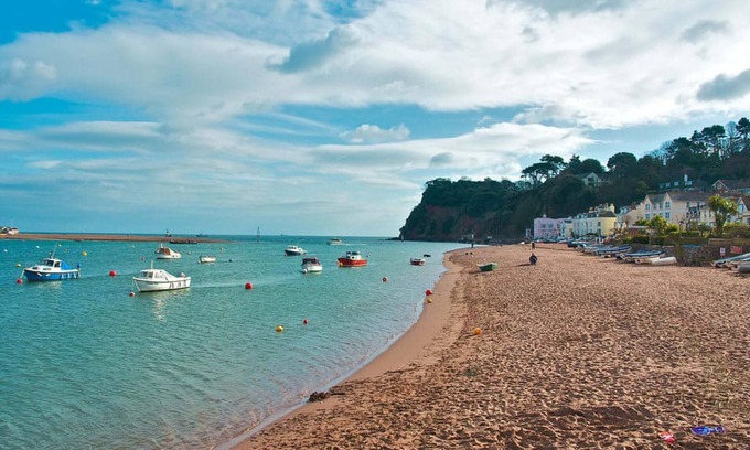 Shaldon House | Sunnybrook - "Carbon neutral eco house near beach"