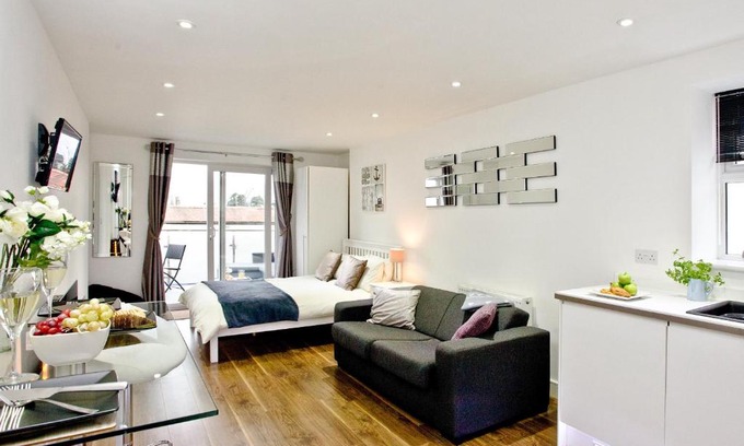 Exmouth Apartment | Sunnymead Studio