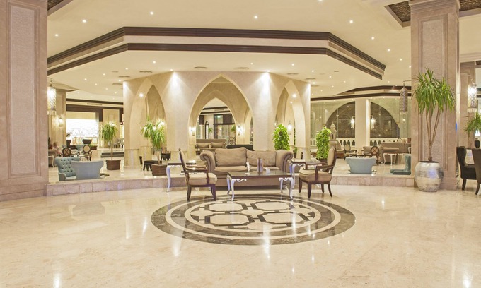 Village Road Resort | SUNRISE Garden Beach Resort - All inclusive