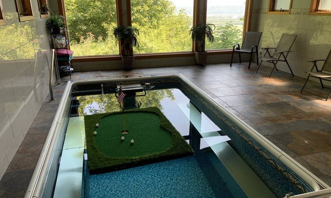 Wabasha House | Sunrise on Skyline - Indoor Pool - Arcades - Amazing Views!