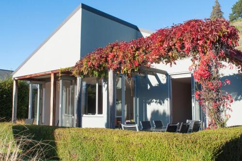 Wanaka Villa | Sunrise Sanctuary