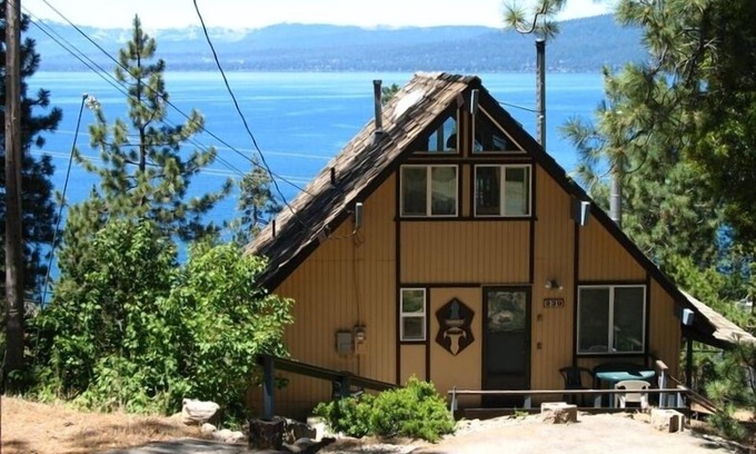 Brockway Ski Chalet | 'Sunset Chalet' Spectacular - Panoramic - Lake Tahoe Views!