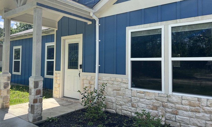 Brookeland House | Sunset Cove in Rayburn Country