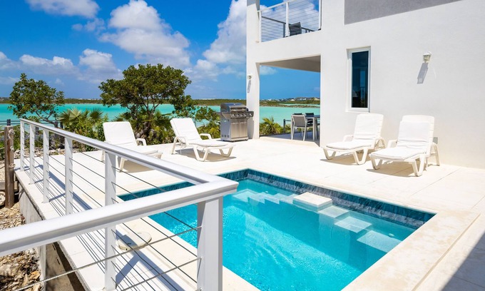 Discovery Bay Villa | Sunset Horizon a part of The Caicos Creek Villa Collection