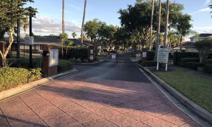 Sunset Lakes House | Sunset Lakes Lakeview Pool Home With Game Room Home