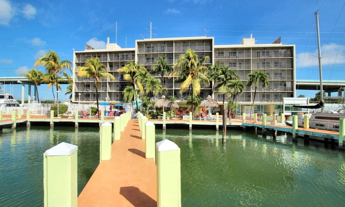Key Largo Condo | Sunset of the bay in Key Largo, Florida
