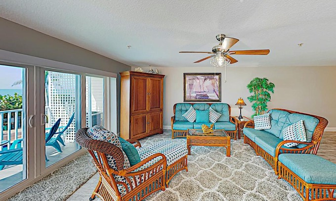 Indian Rocks Beach Apartment | Sunset Paradise #10